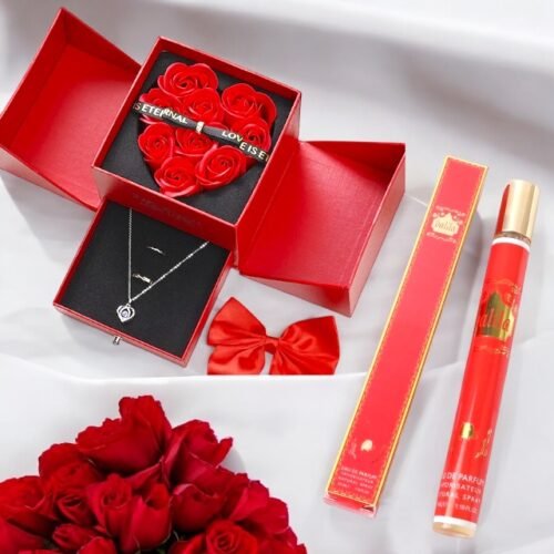 Set Mărțișor cu parfum 30 ml + aranjament flori săpun